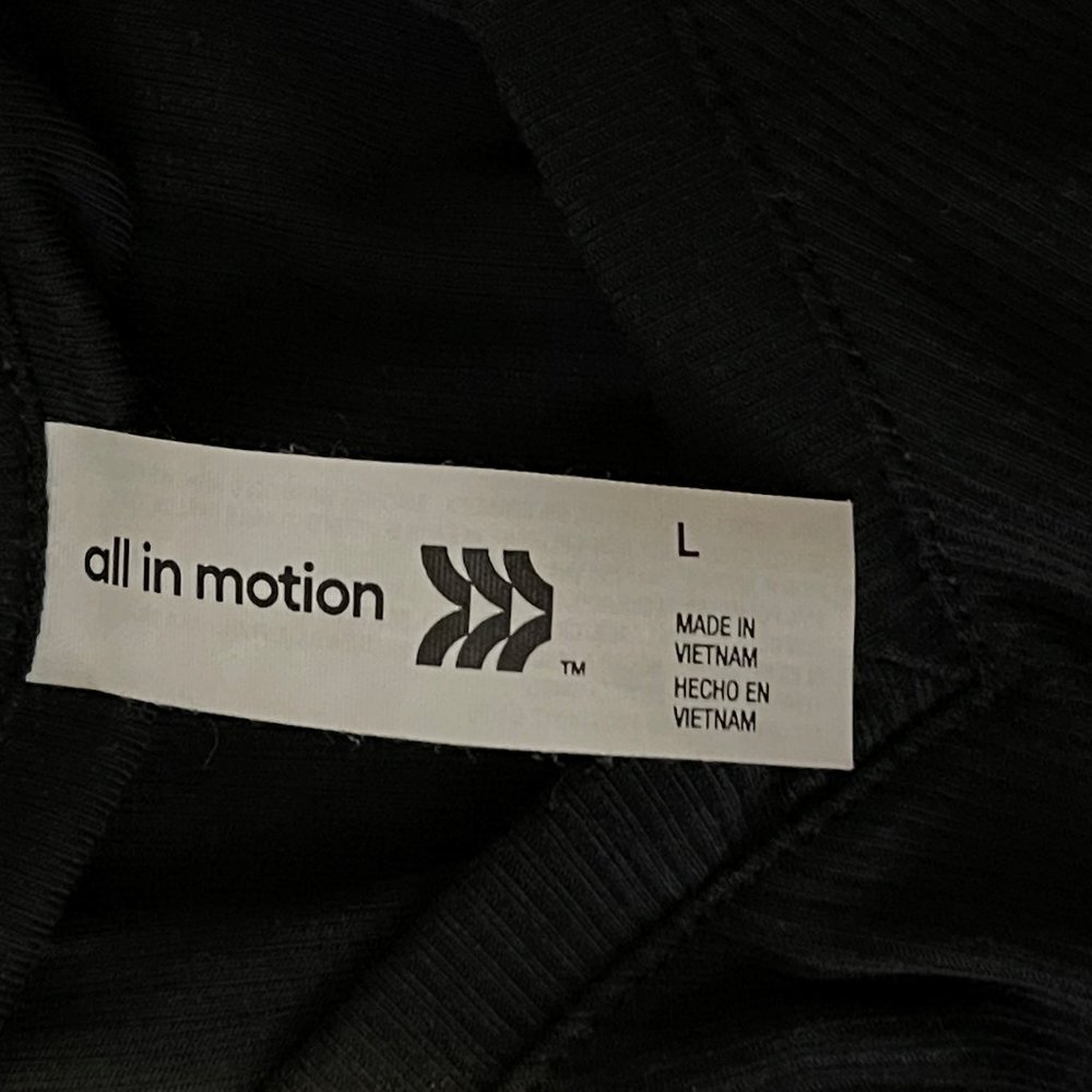 All In Motion Large Workout Top - Picture 3 of 3